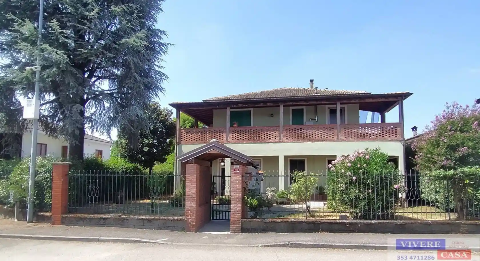 Villa in vendita a Livraga