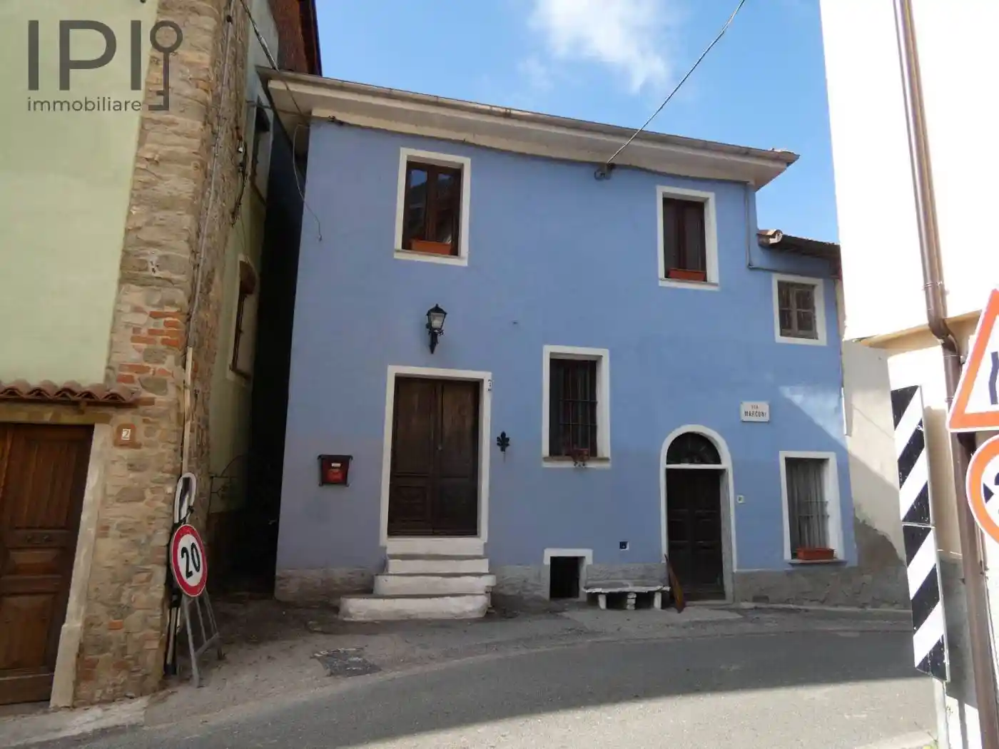 Casa indipendente in vendita a Pareto