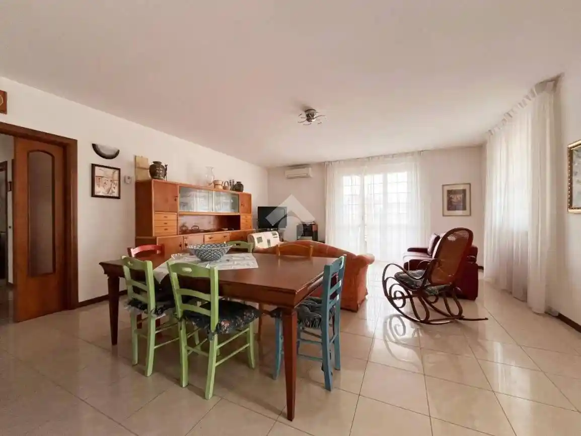 Villa in vendita a Frisa