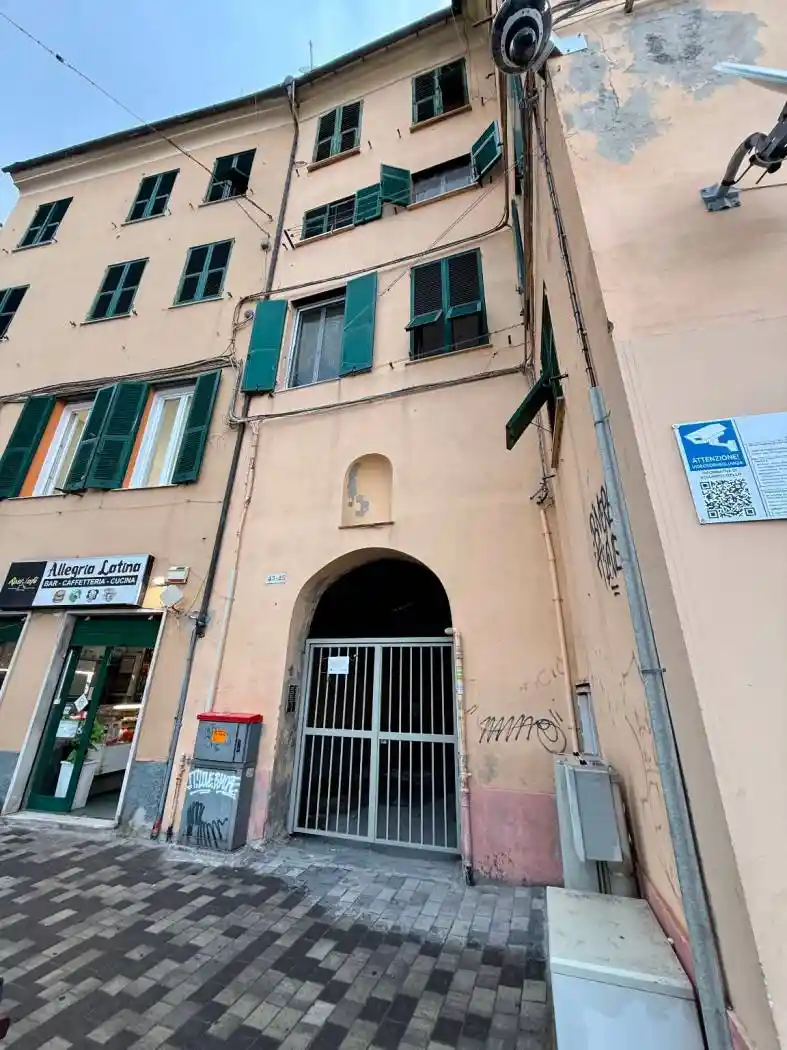 Appartamento in vendita a Genova
