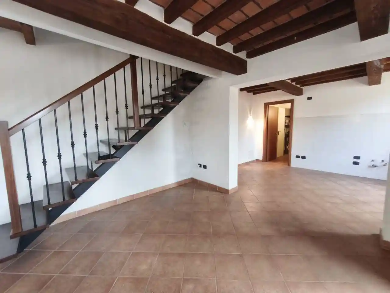 Casa indipendente in vendita a Castelvetro Piacentino