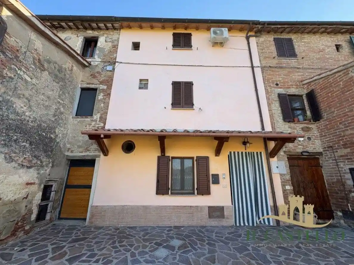 Casa indipendente in vendita a Castiglione del Lago