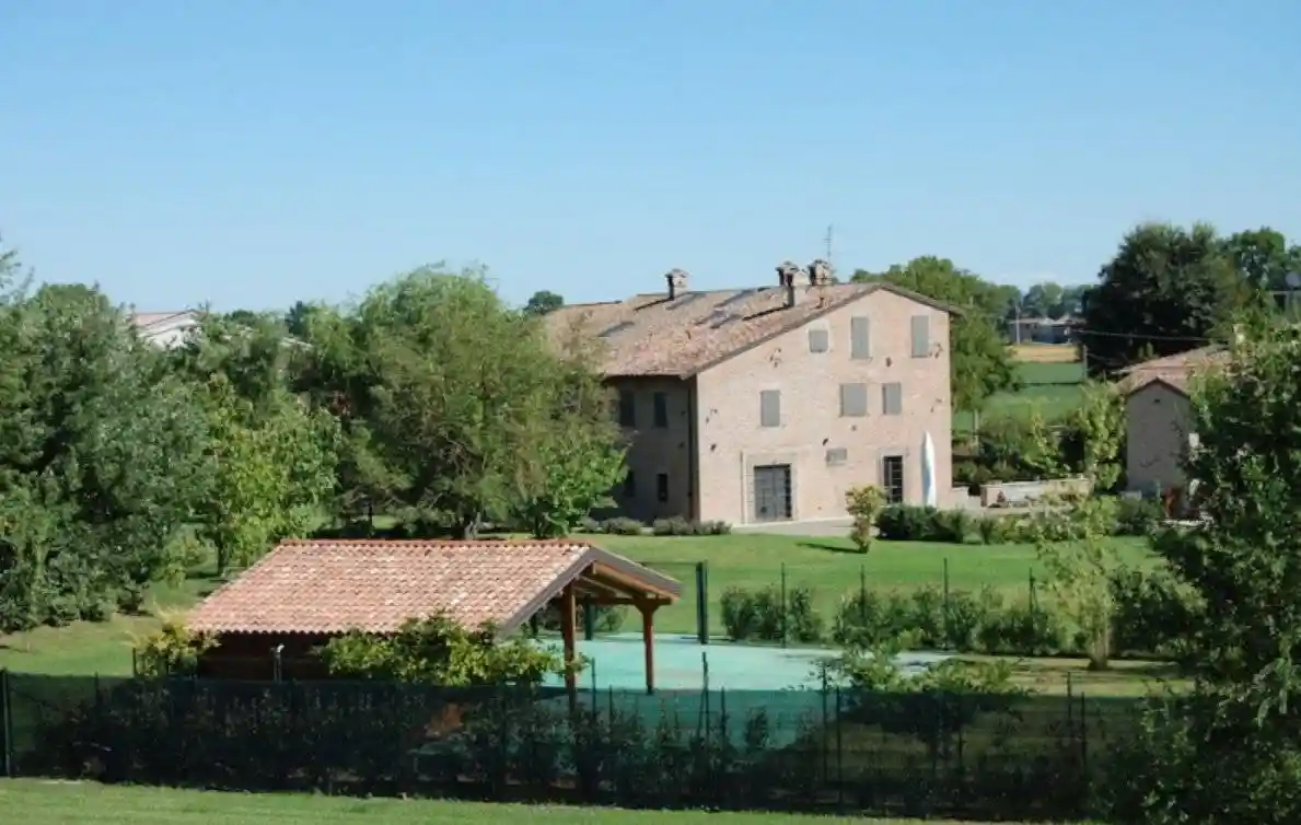 Rustico - Casale in vendita a Calendasco