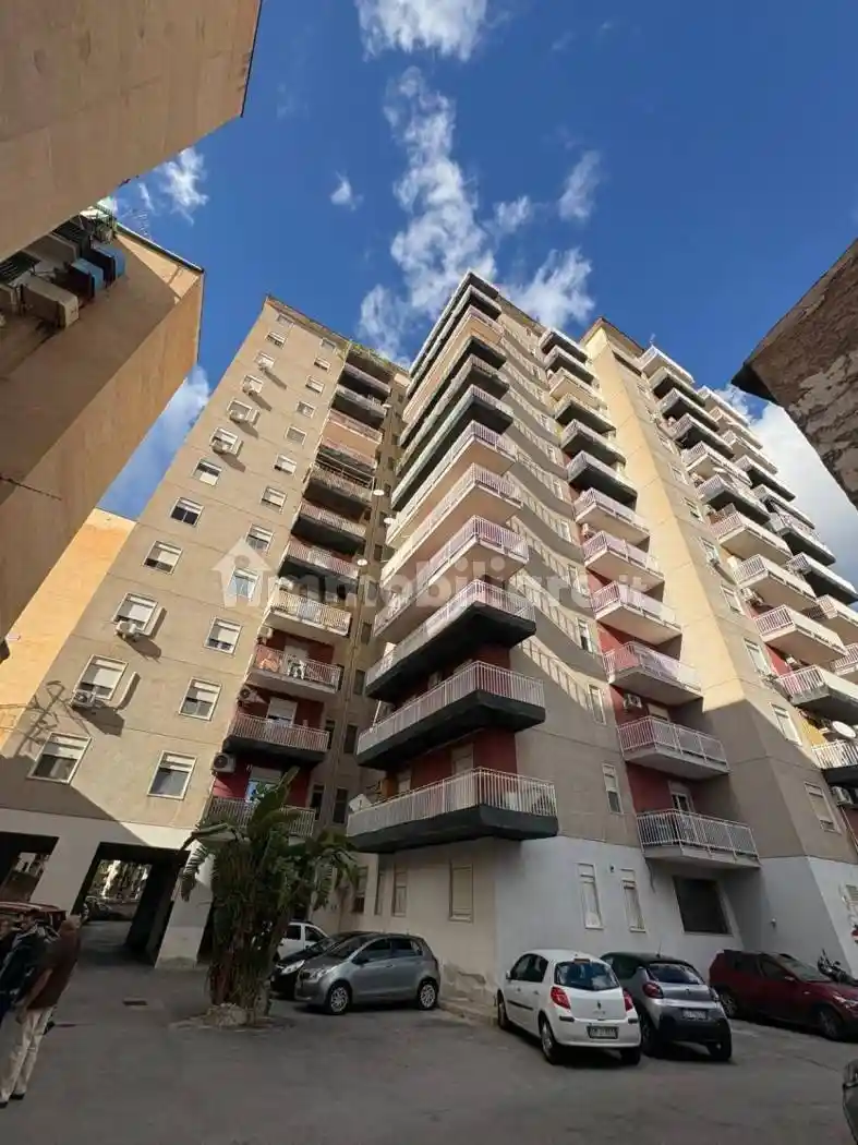 Appartamento in vendita a Palermo