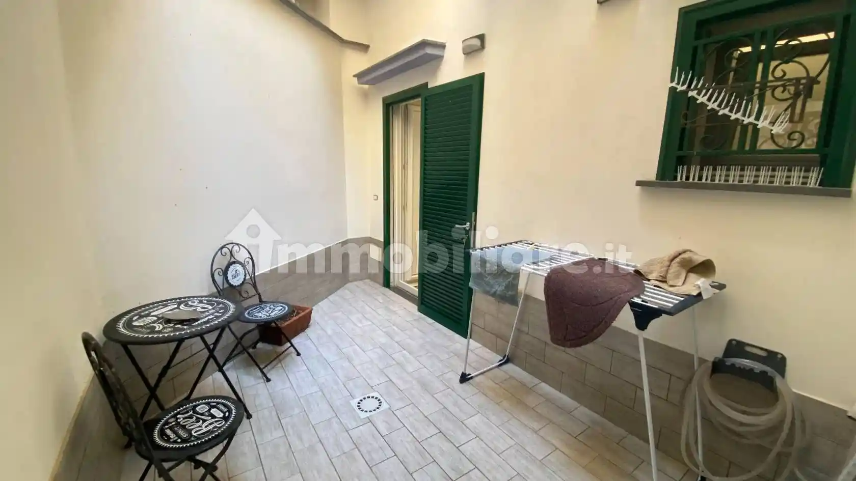 Appartamento in vendita a Napoli
