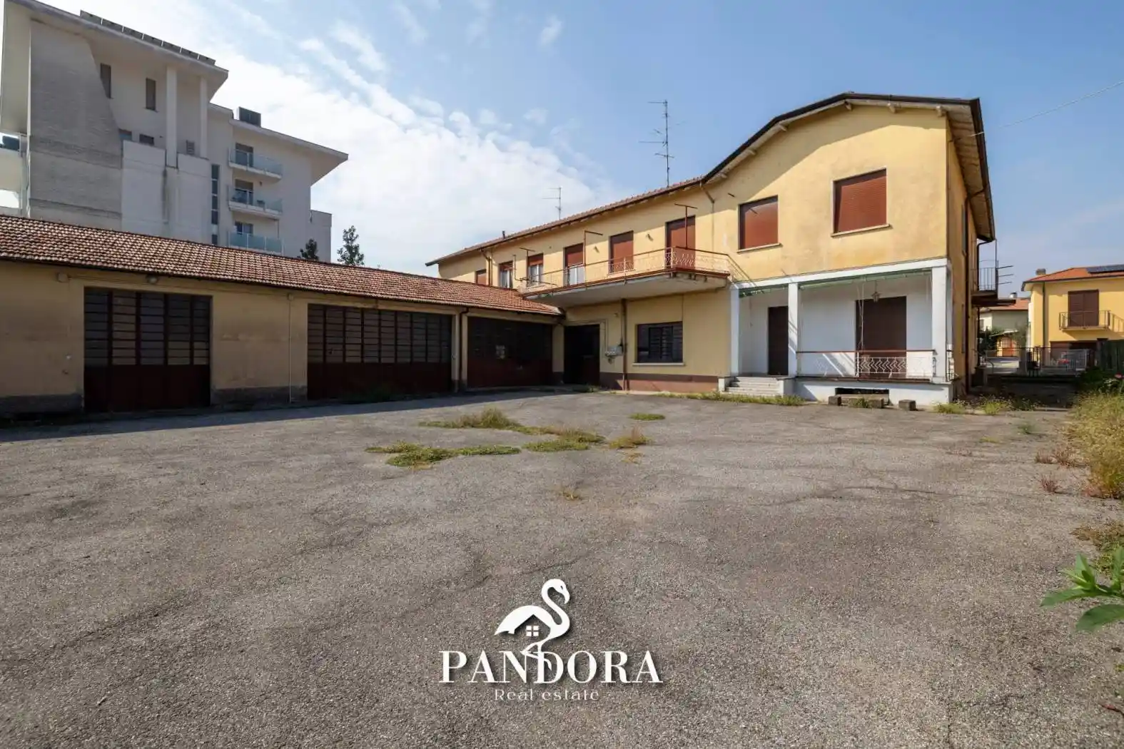 Palazzo - Edificio in vendita a Gallarate