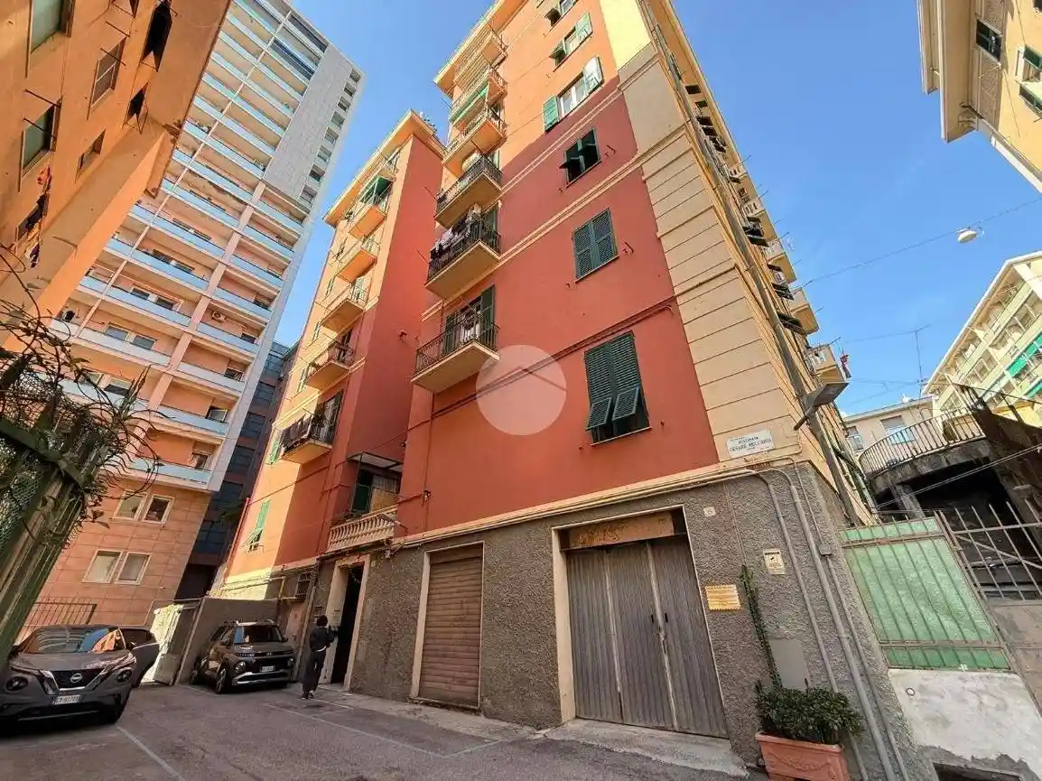 Appartamento in vendita a Genova