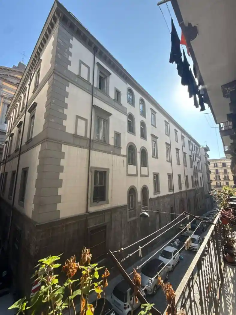 Appartamento in vendita a Napoli