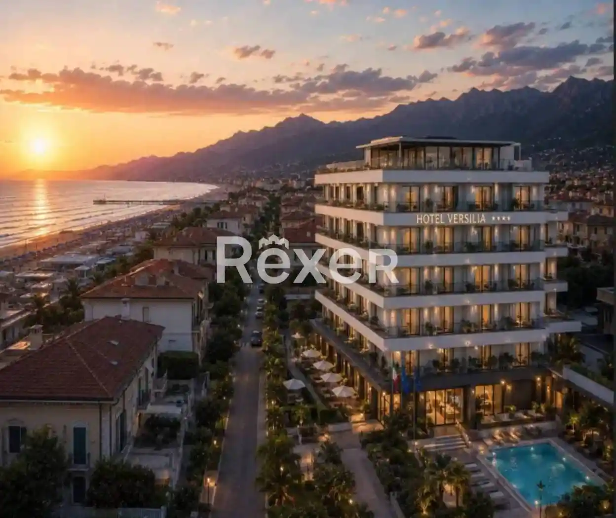 Palazzo - Edificio in vendita a Camaiore