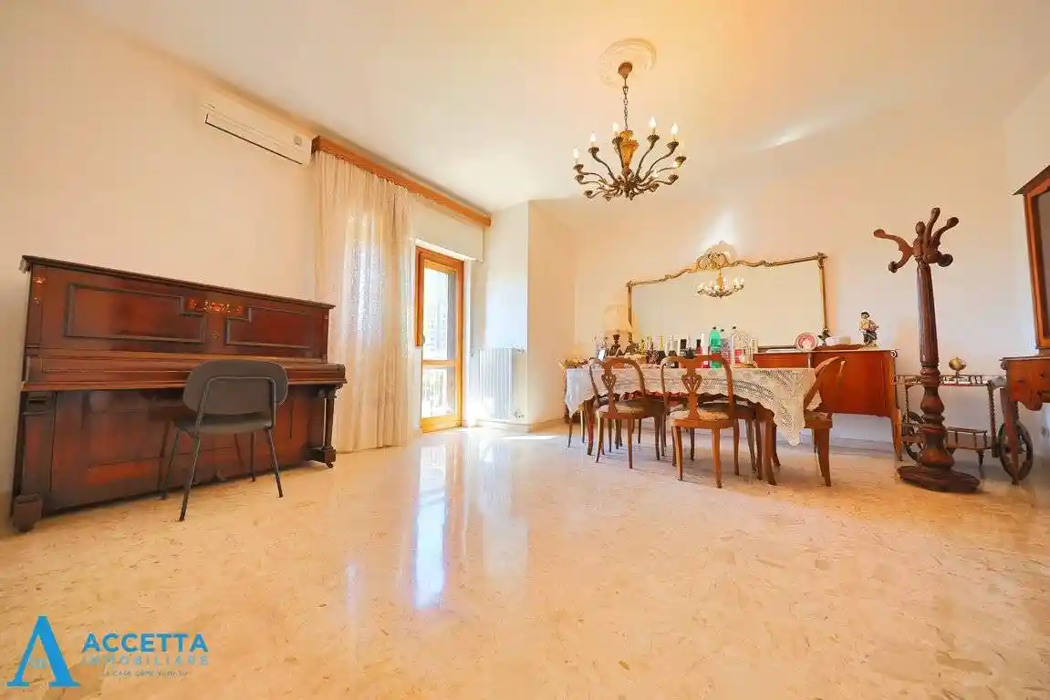 Appartamento in vendita a Taranto