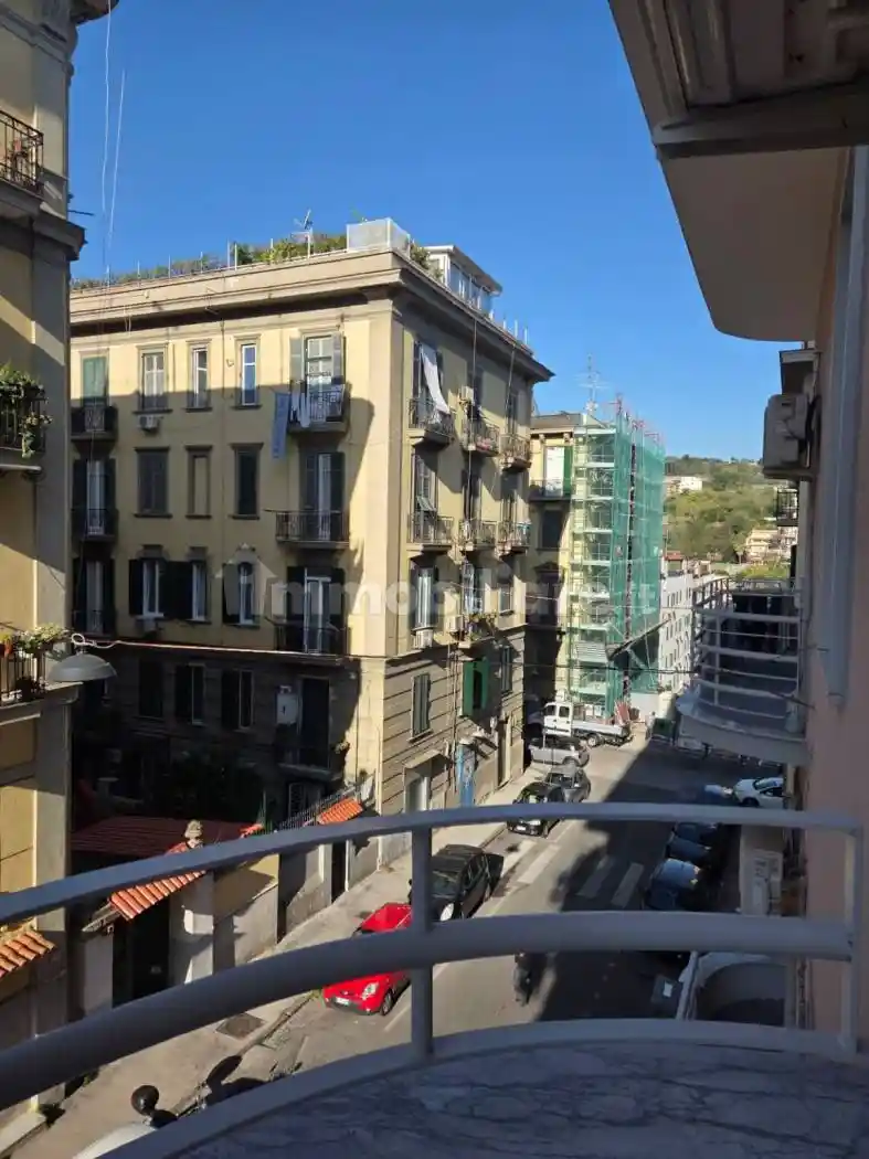Appartamento in affitto a Napoli