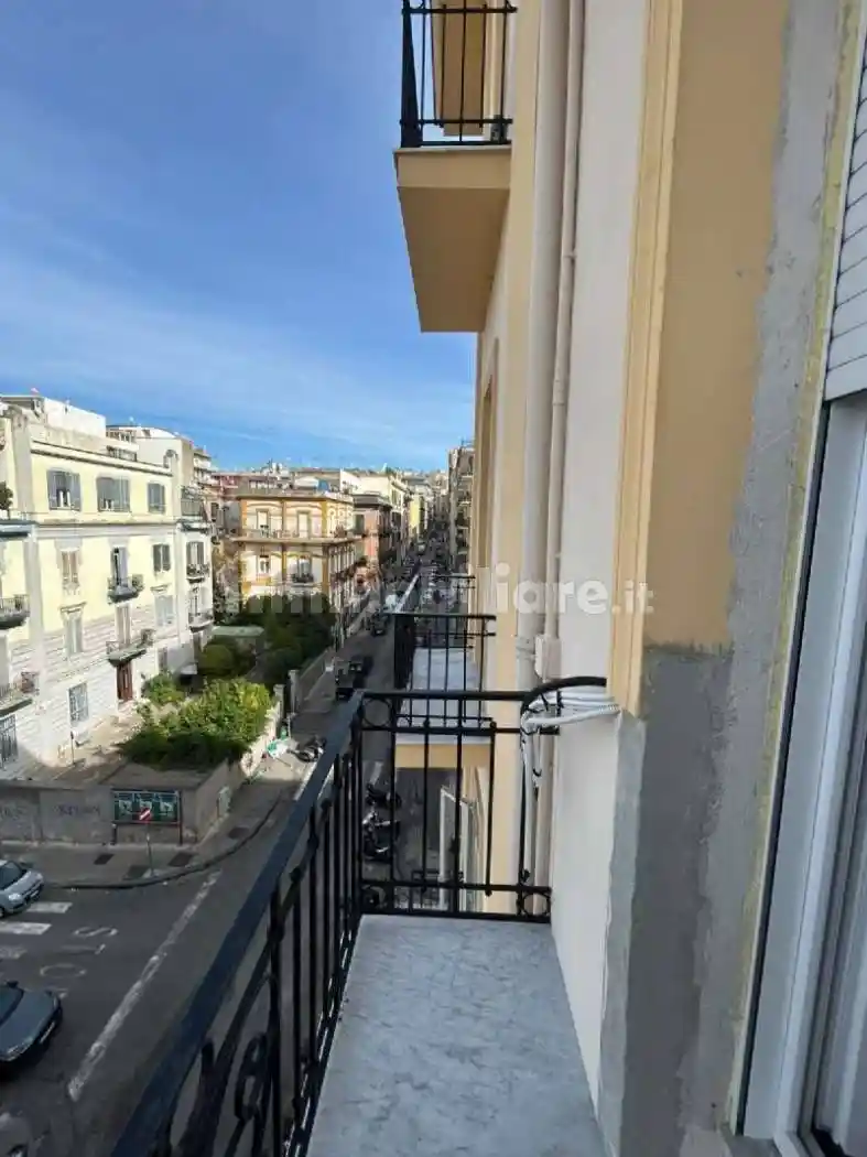 Appartamento in affitto a Napoli
