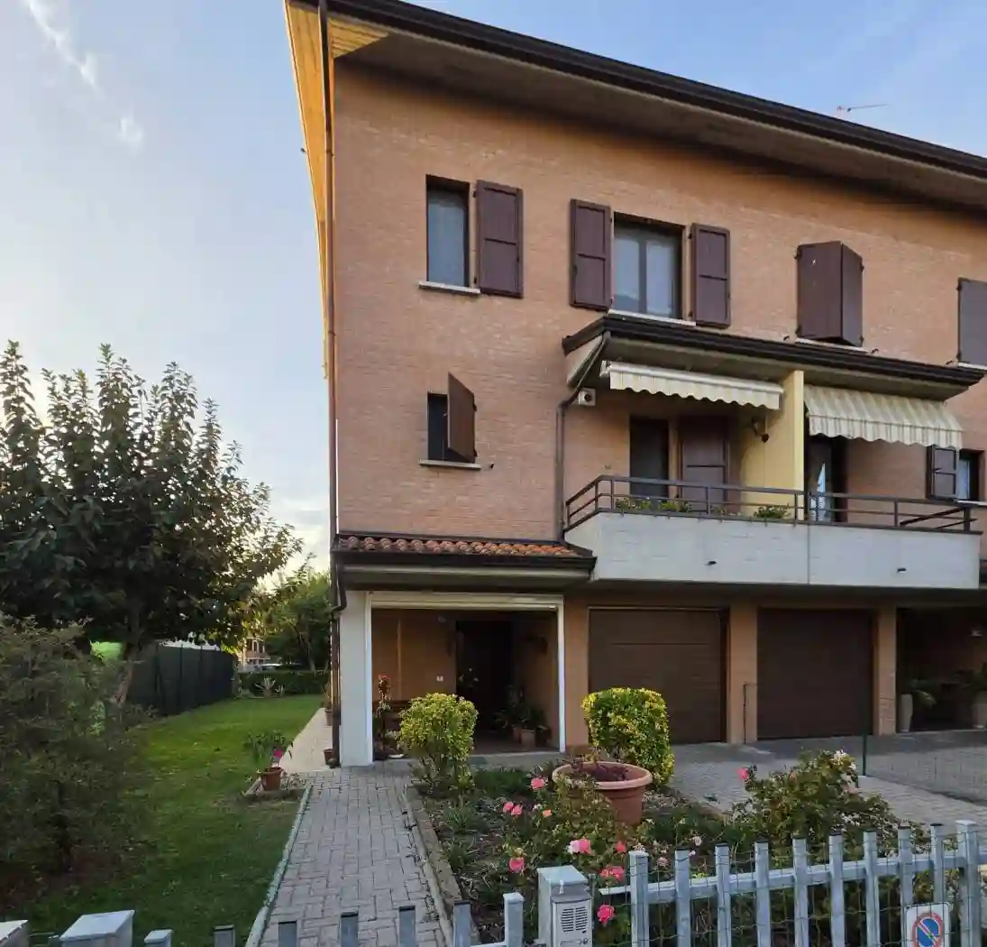 Villetta a schiera - foto 2