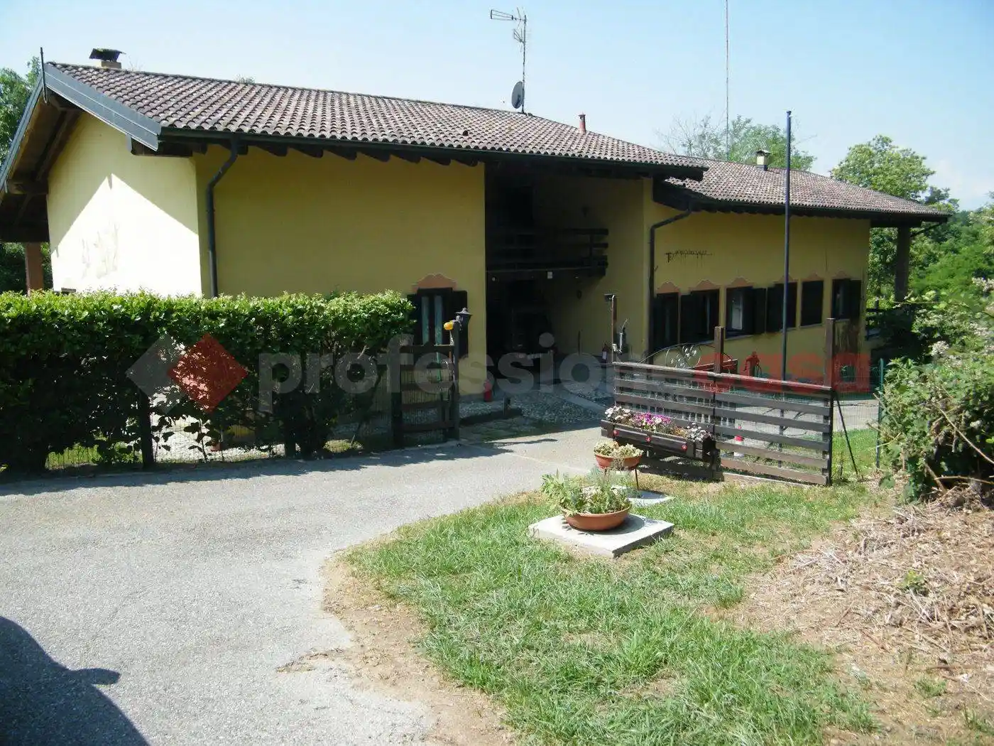 Casa indipendente in vendita a Gattico-Veruno