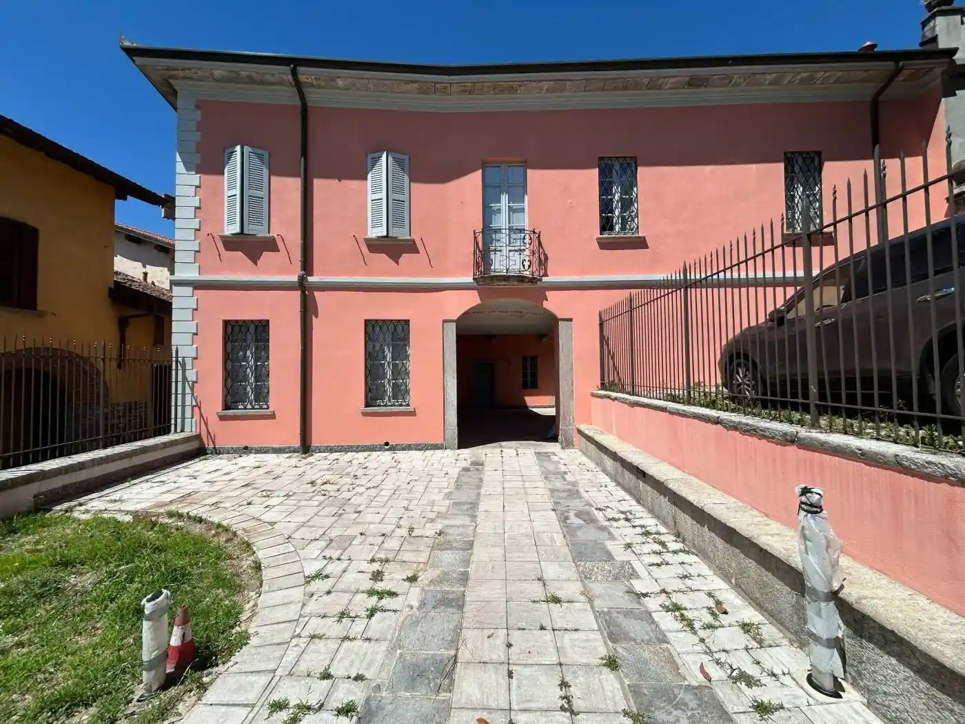 Villa in vendita a Besozzo