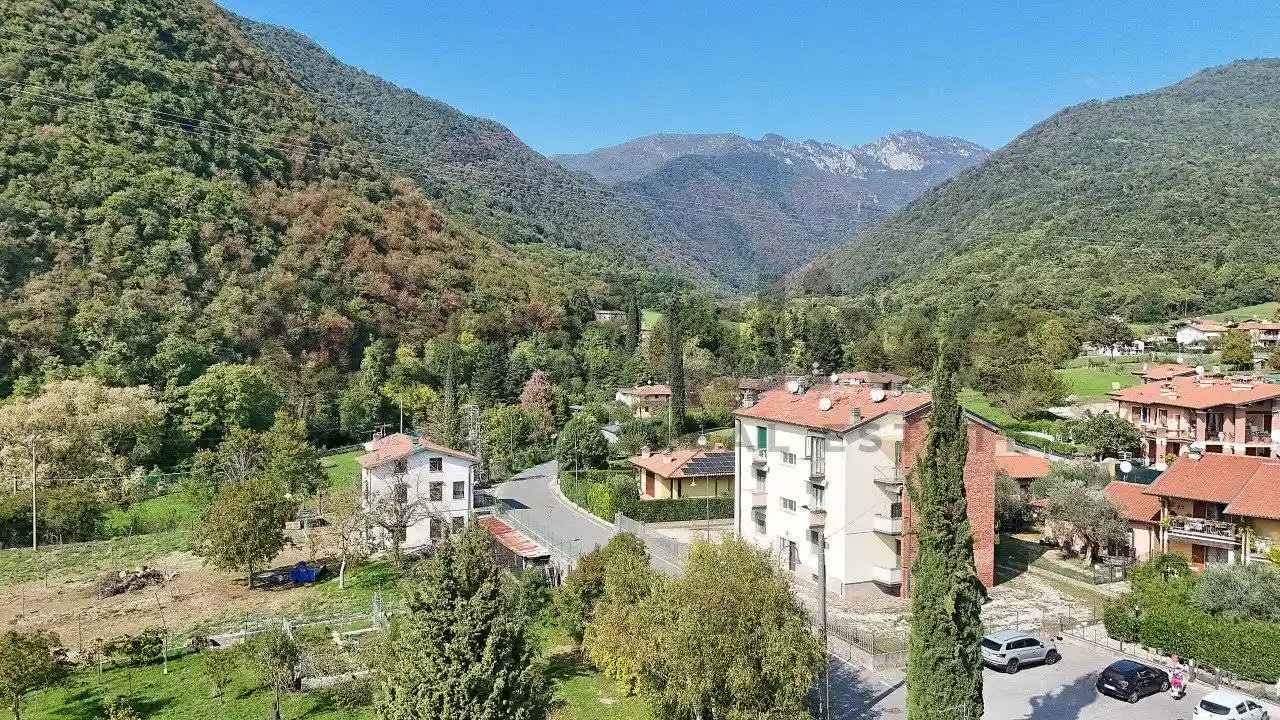 Appartamento in vendita a Gardone Riviera