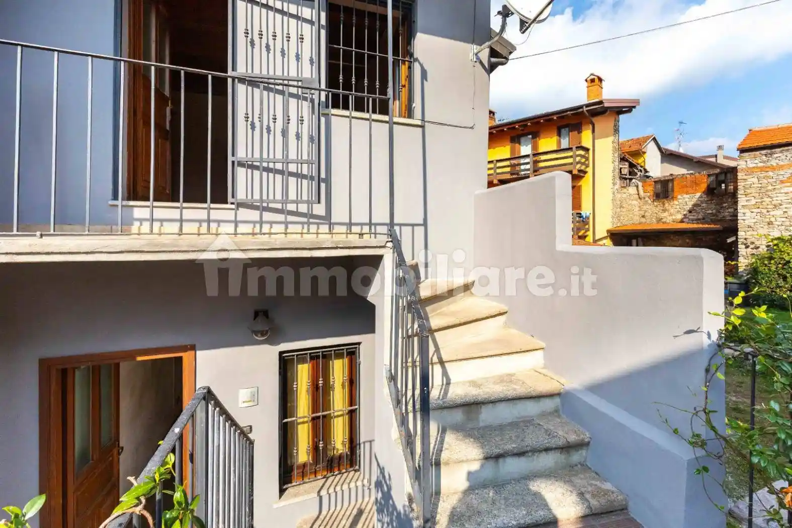 Casa indipendente in vendita a Invorio