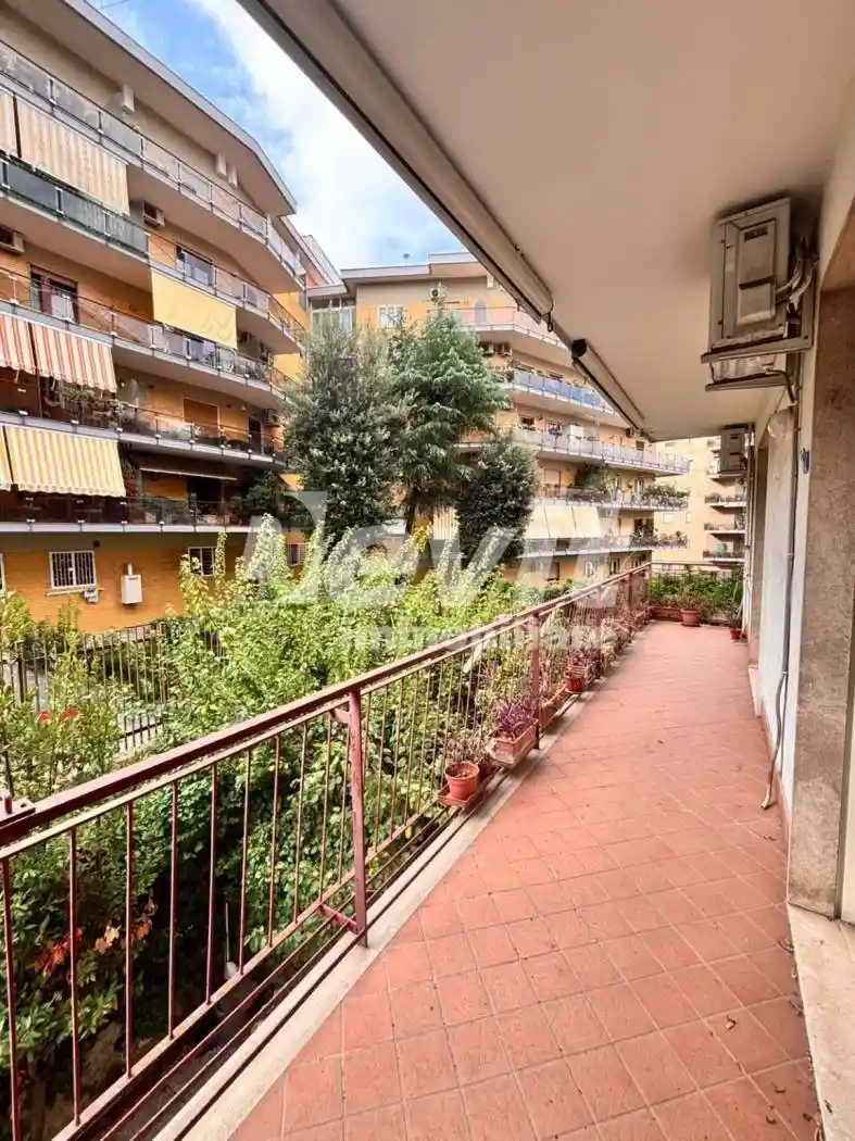 Appartamento in vendita a Napoli