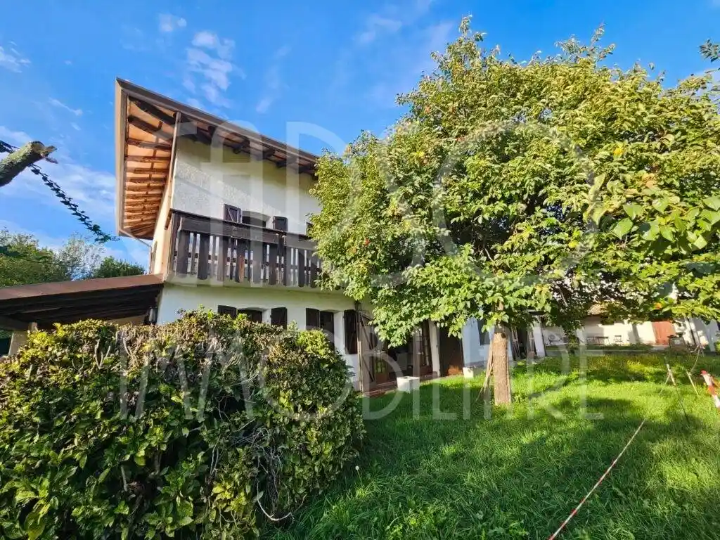 Villa in vendita a Cassacco
