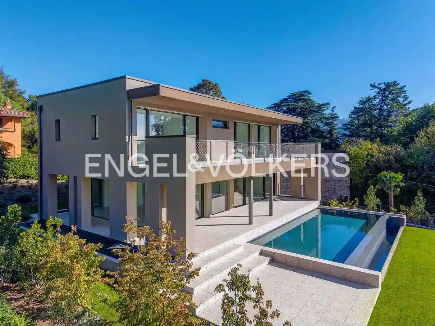 Villa - foto 2
