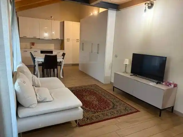 Loft in affitto a Casatenovo