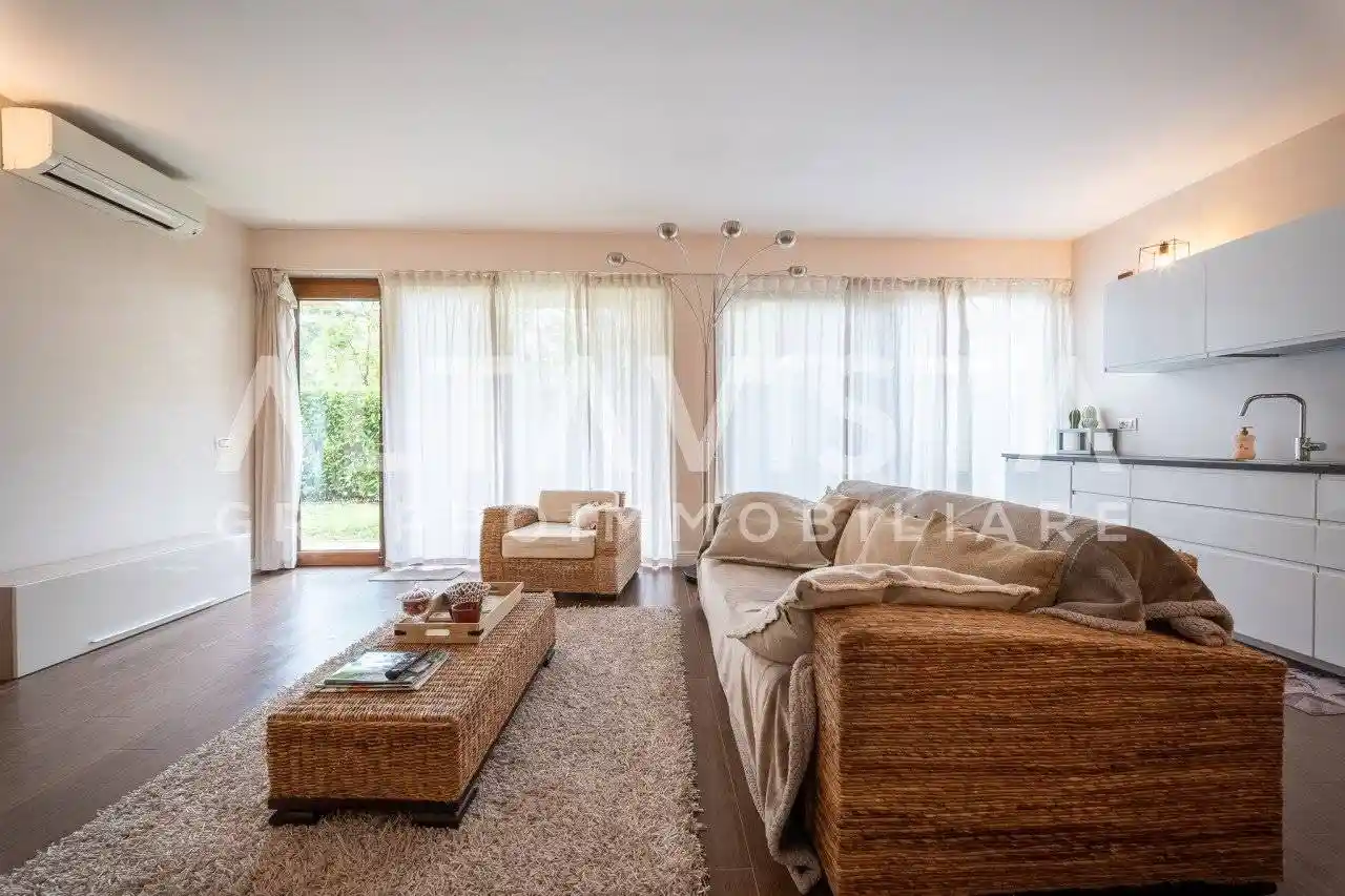 Appartamento in vendita a Desenzano del Garda