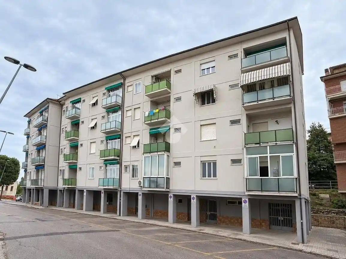 Appartamento in vendita a Ancona