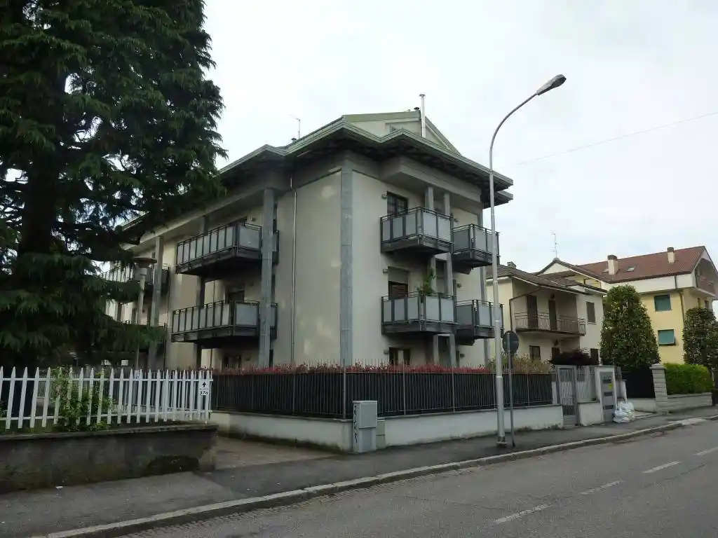 Appartamento in affitto a Arcore