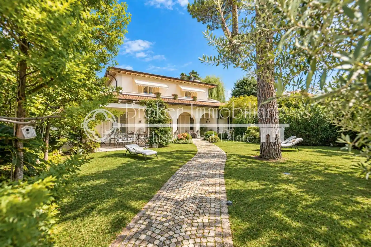 Villa in vendita a Forte dei Marmi