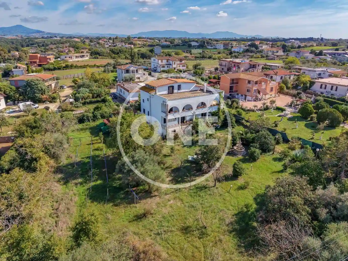Villa - foto 2