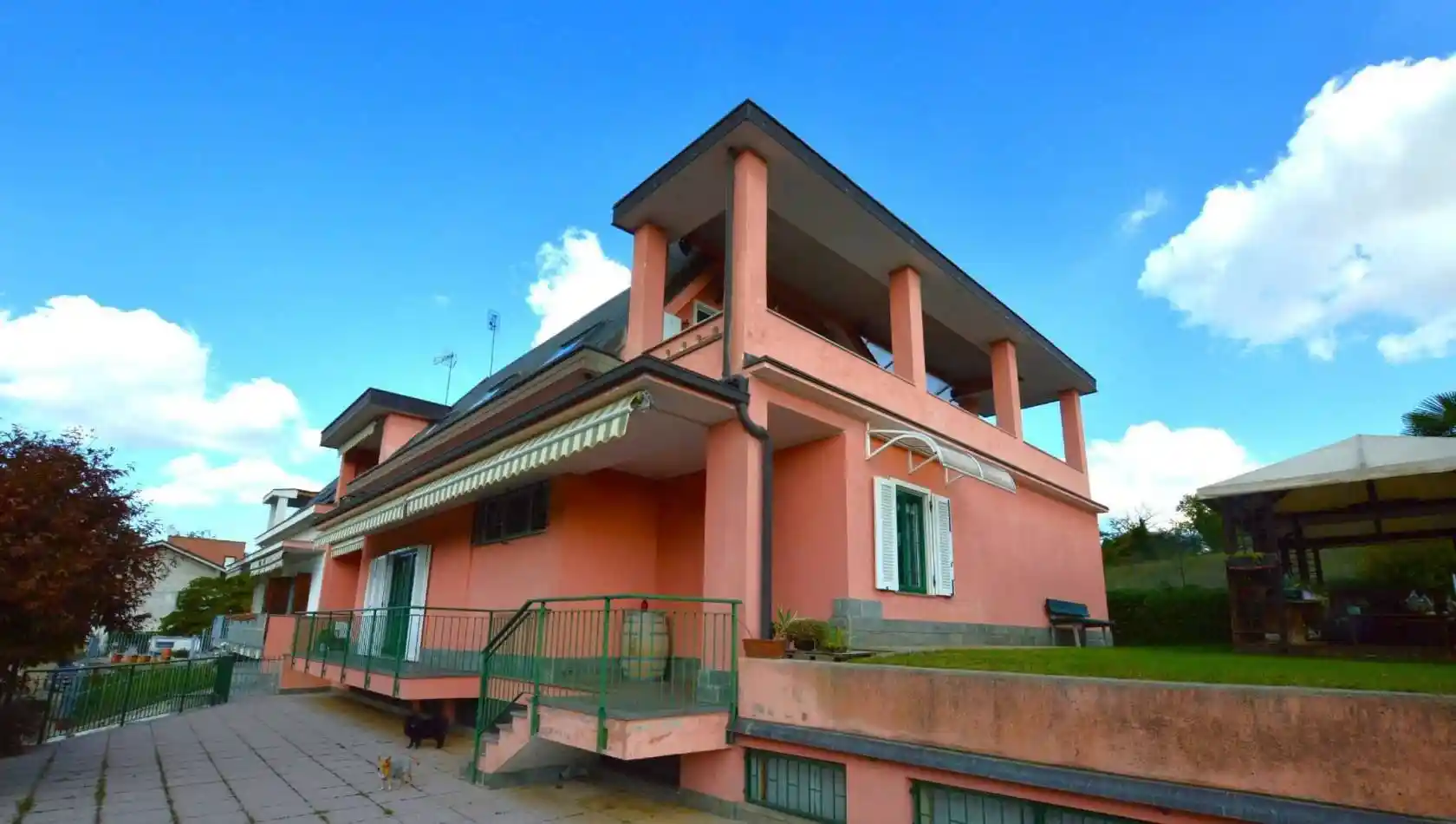 Villa in vendita a Trofarello