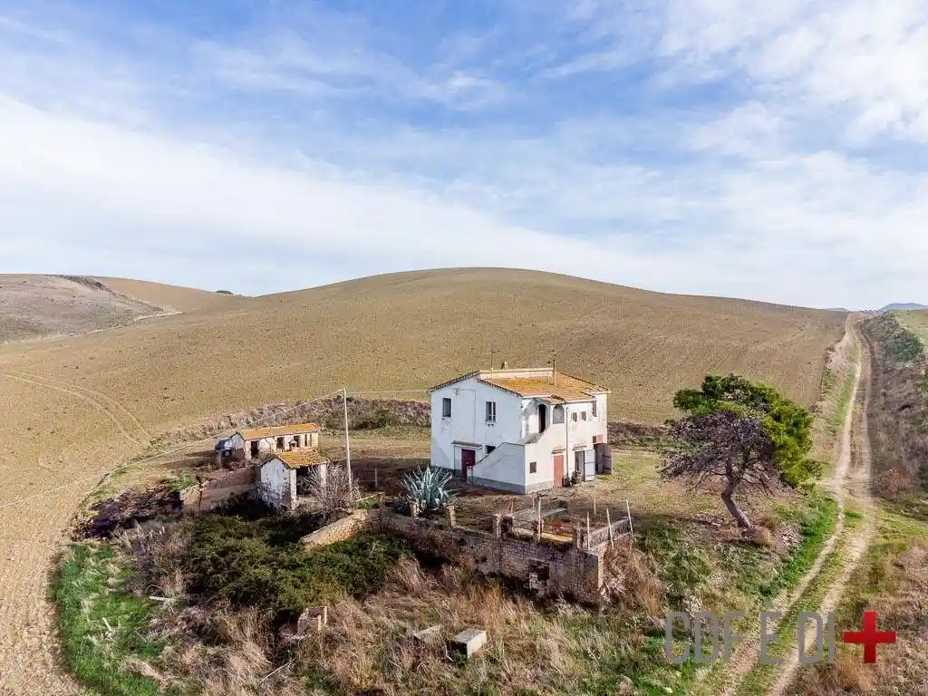 Rustico - Casale in vendita a Tarquinia