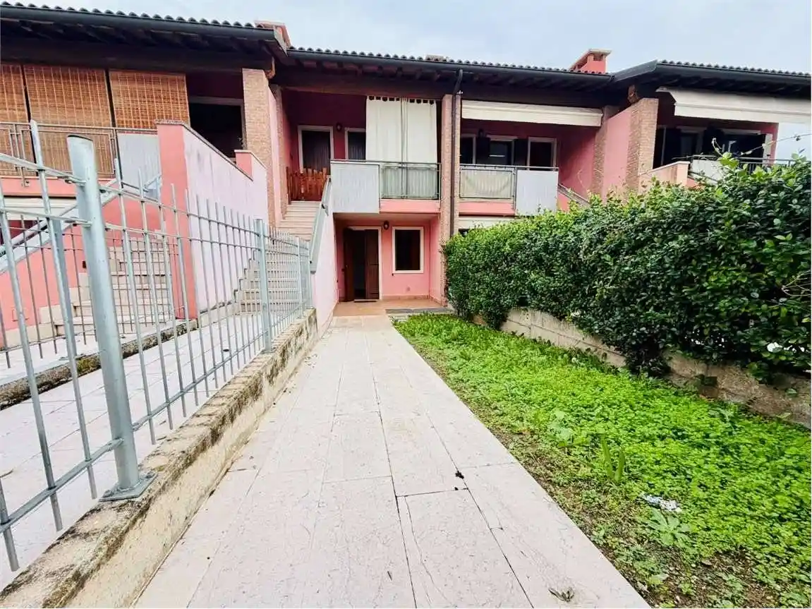 Appartamento in vendita a Sommacampagna