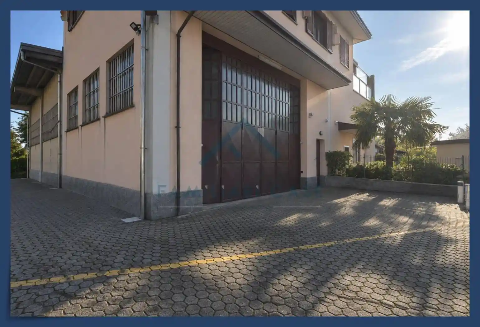 Villa in vendita a Caronno Varesino