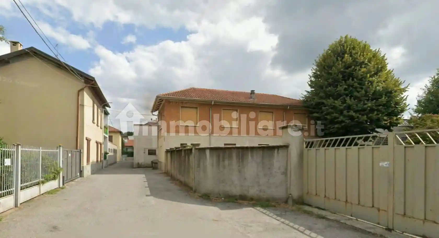 Casa indipendente in vendita a Albiate