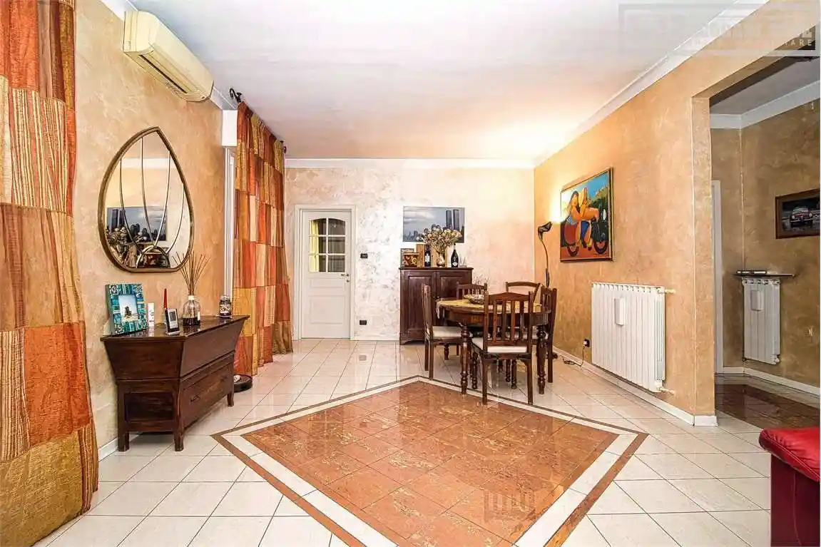 Appartamento in vendita a Modena