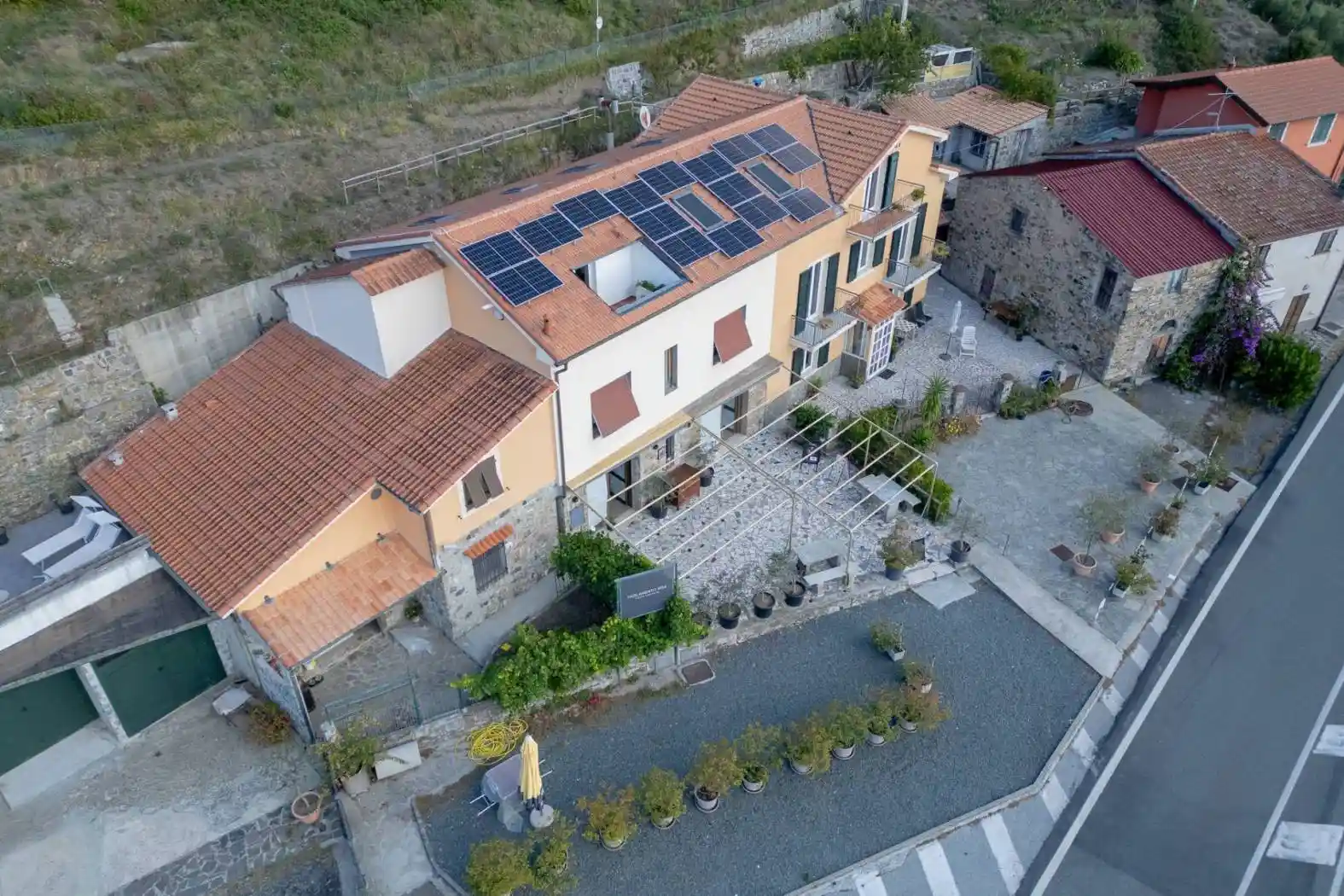 Casa indipendente in vendita a Deiva Marina