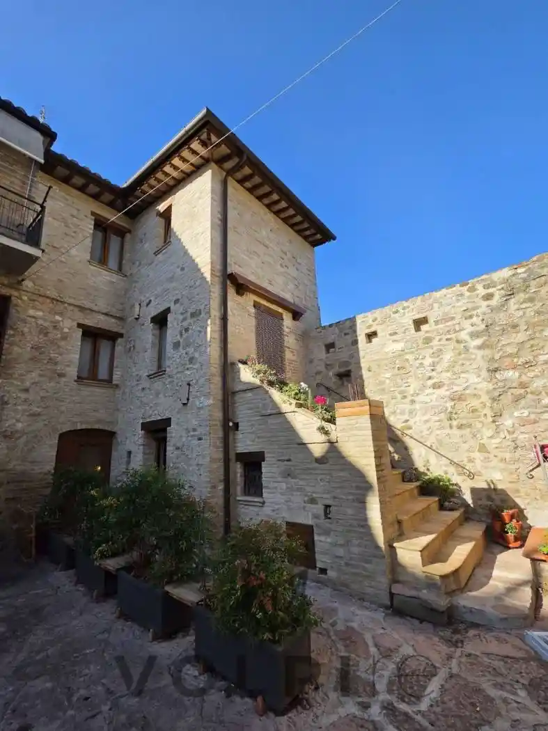 Casa indipendente in vendita a Assisi