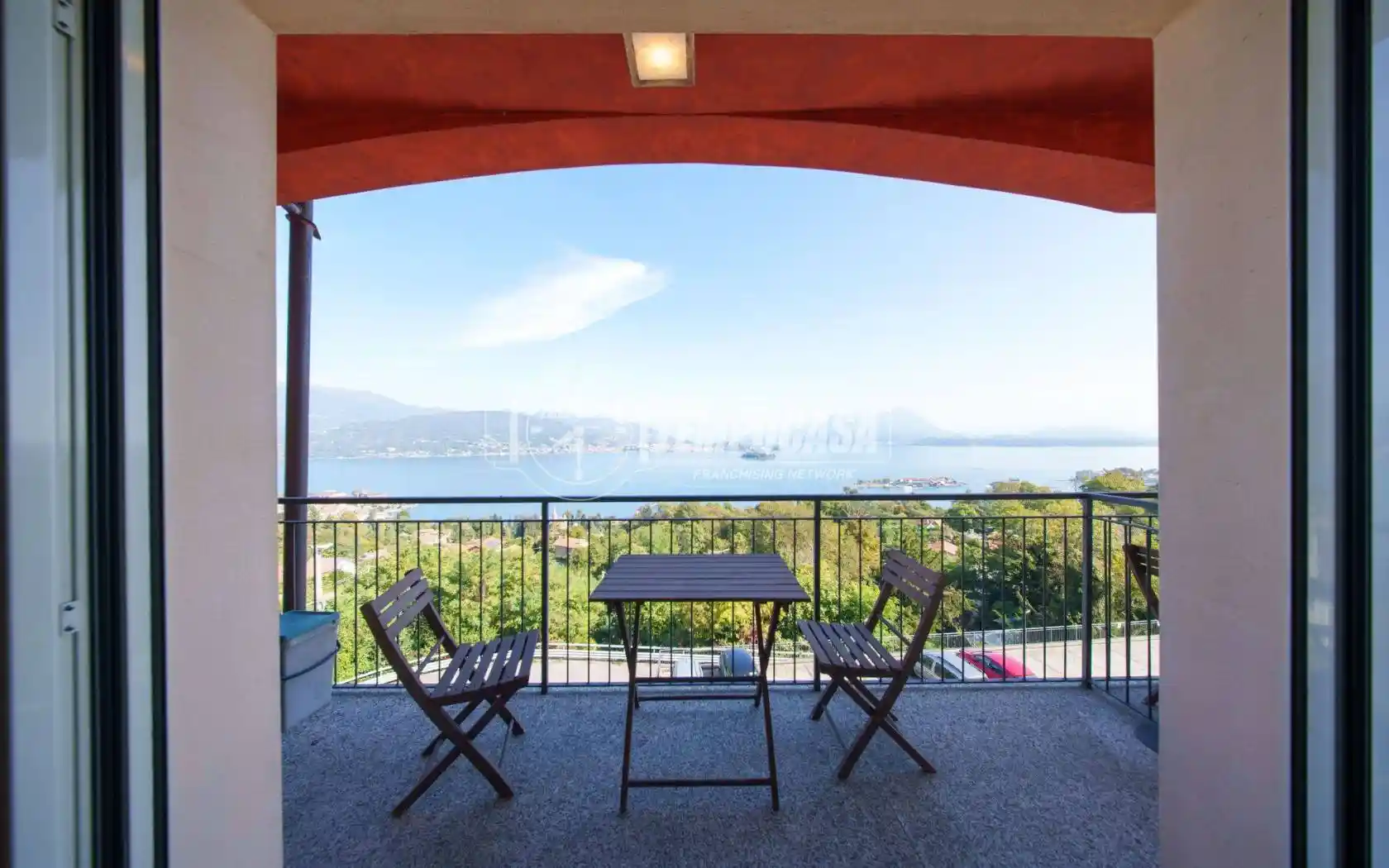 Appartamento in vendita a Baveno