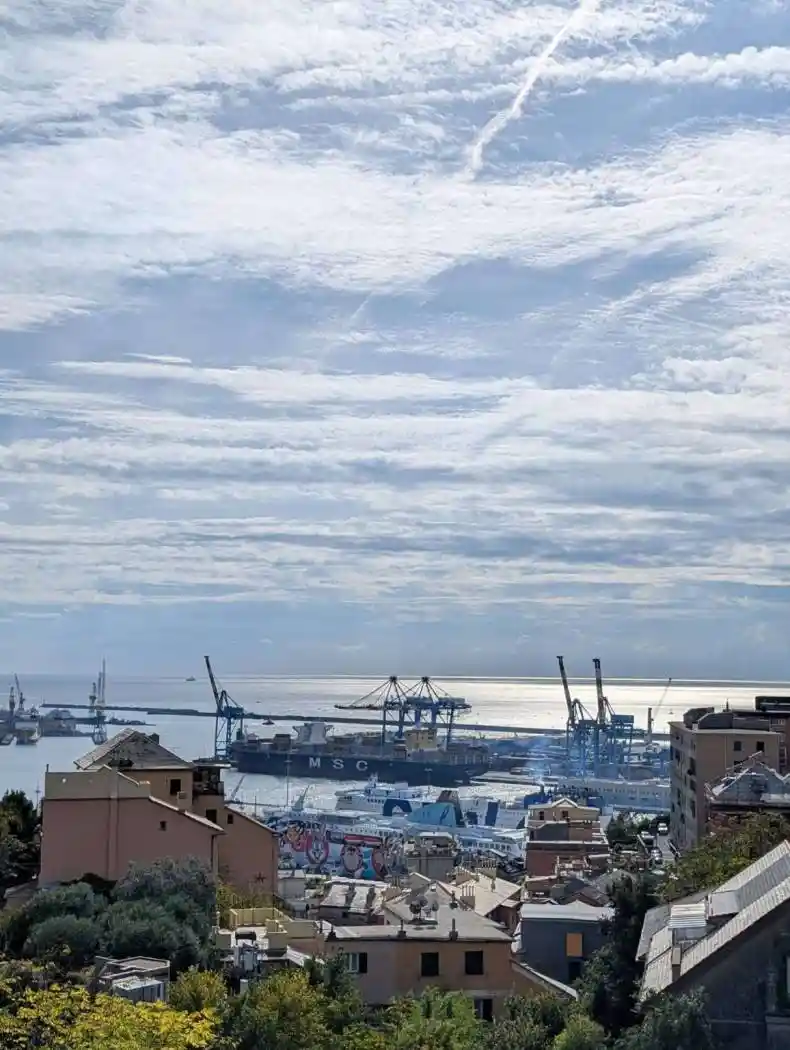 Appartamento in vendita a Genova