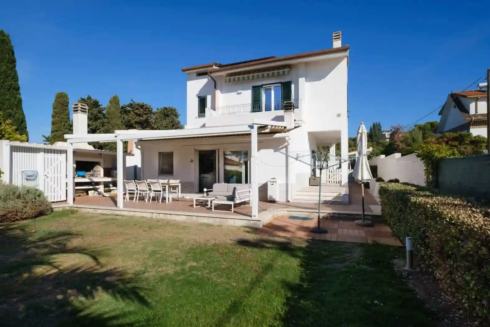 Villa - foto 2