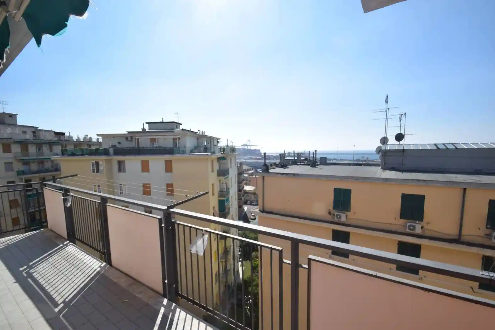 Appartamento in vendita a Genova