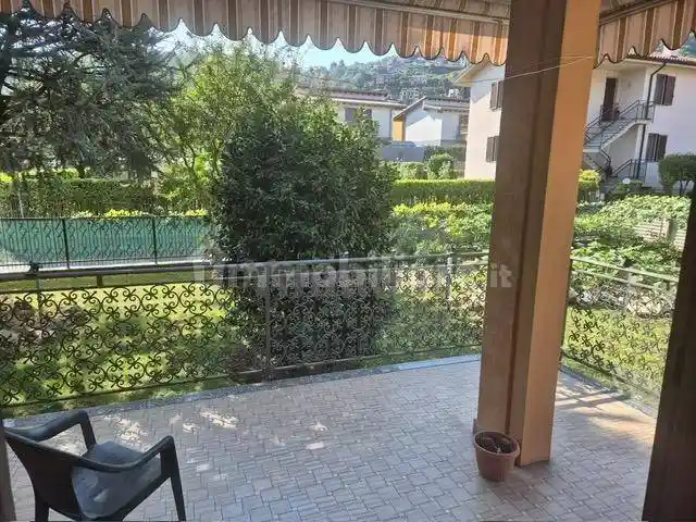 Appartamento in affitto a Lavena Ponte Tresa