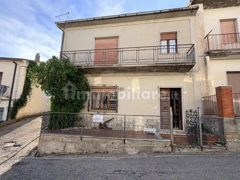 Casa indipendente in vendita a Sant'Arcangelo Trimonte