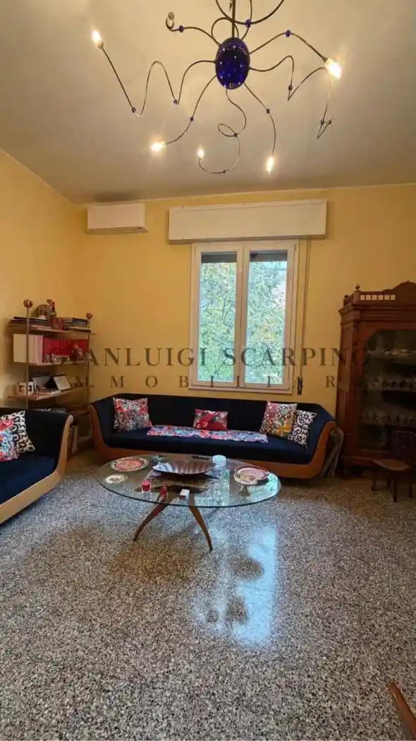 Appartamento in vendita a Bologna