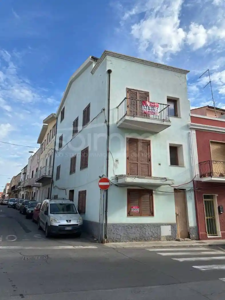 Palazzo - Edificio in vendita a Sant'Antioco
