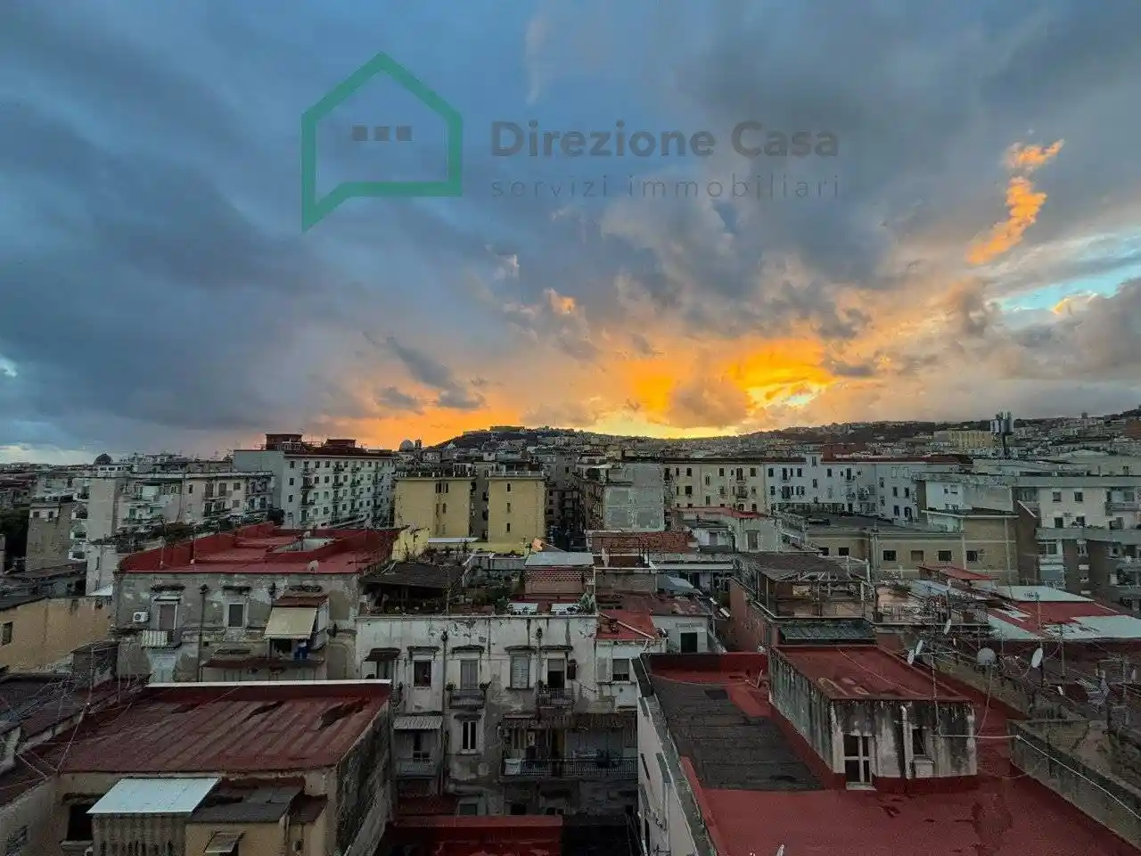 Appartamento in vendita a Napoli
