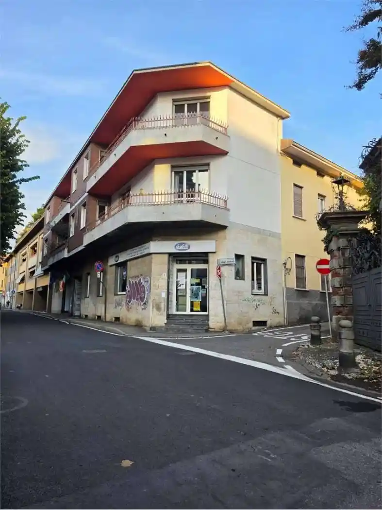 Appartamento in vendita a Lomazzo