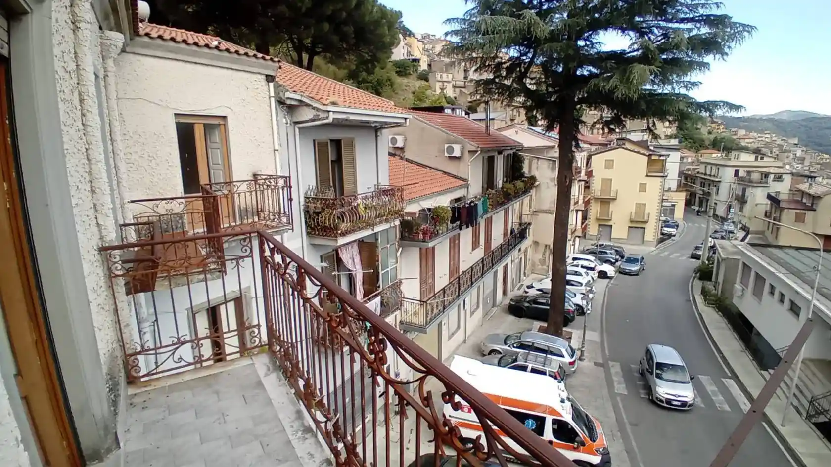 Appartamento in vendita a Ucria