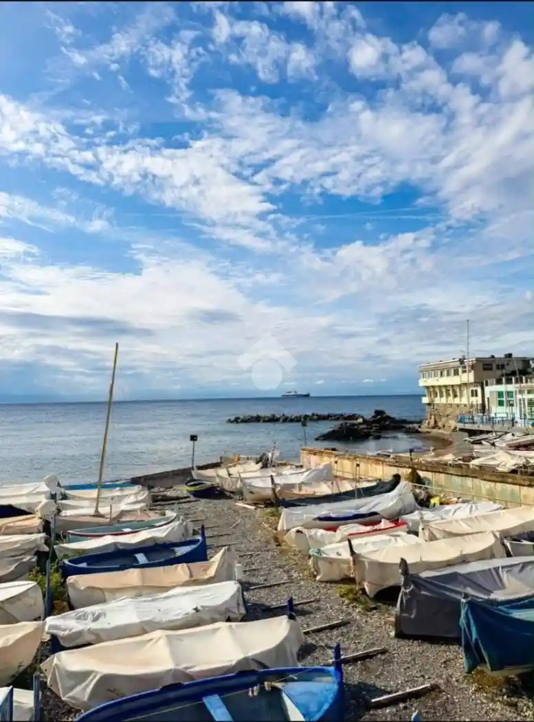Appartamento in vendita a Genova